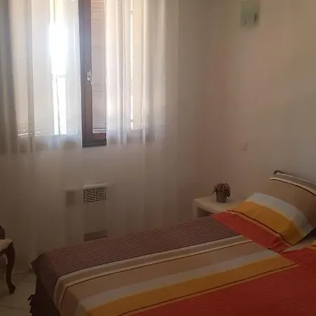 Bas De Chez Mr.girolami Dominique * Bastia (Corsica)