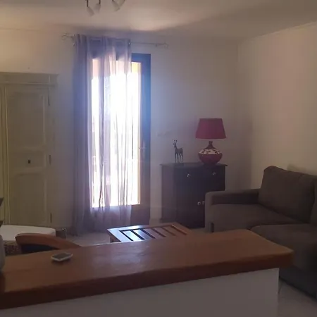 Bas De Chez Mr.girolami Dominique * Bastia (Corsica)