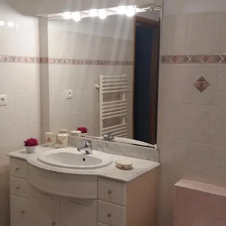 Bas De Chez Mr.girolami Dominique 바스티아