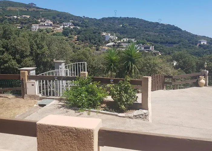 Bas De Chez Mr.girolami Dominique *