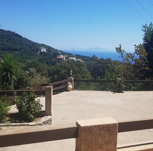Bas De Chez Mr.girolami Dominique * Bastia (Corsica)